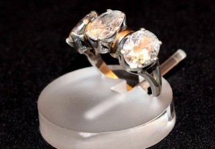 Anel Antigo em Ouro e Prata com Pedras finas