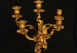 Imponente Candelabro Antigo  EM BRONZE BANHADO A OURO