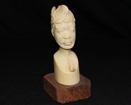 Escultura em Marfim