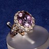 Anel em OURO cravejado com DIAMANTES E TOPÁZIO
