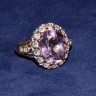 Anel em OURO cravejado com DIAMANTES E TOPÁZIO