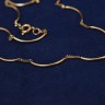 Fio Modernista em Ouro