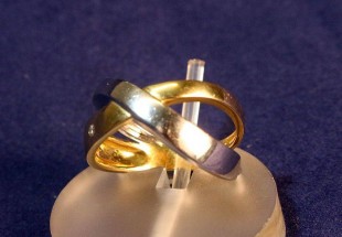 Anel em Ouro Amarelo  Branco e Diamante 