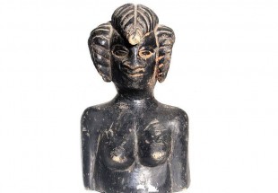 Estatueta em Pau Preto