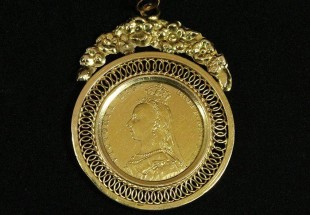 Medalha em Ouro com Libra