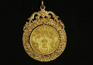 Medalhão Antigo em Ouro