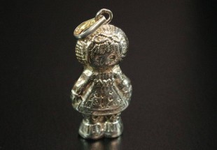 Pingente em Prata 835 Menina