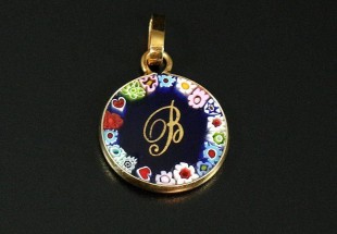 Pingente em Esmalte e Prata banhado a Ouro Letra B