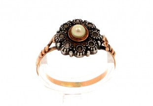 Anel em OURO ,  PRATA e DIAMANTES