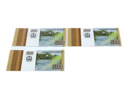3 Notas de 500 Kwanzaas do ano 2012