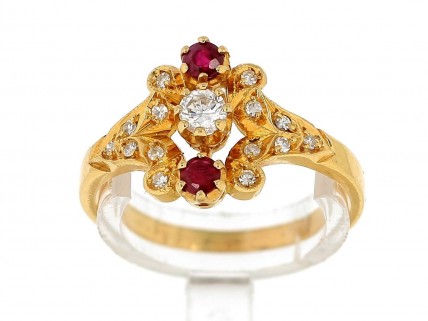 Anel em Ouro 19,2K Diamantes e Rubis