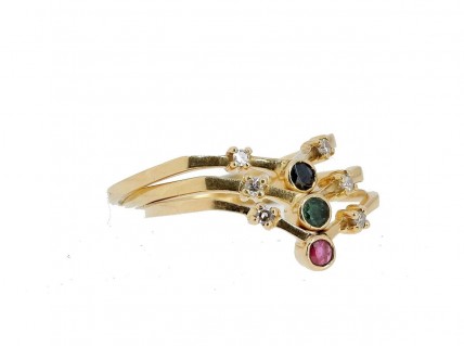 Conjunto de 3 Aneis em Ouro de 19.2K DIAMANTES, SAFIRA, RUBI e ESMERALDA