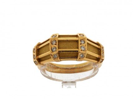 Anel em Ouro de 19,2 K e DIAMANTES