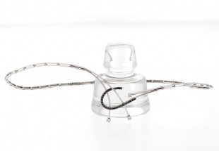 Gargantilha em Ouro Branco 19,2K e DIAMANTES