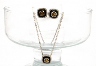 Conjunto:Fio e Par de Brincos