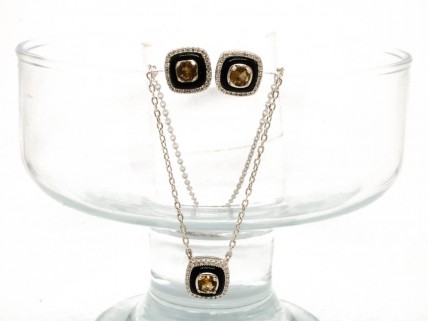 Conjunto:Fio e Par de Brincos