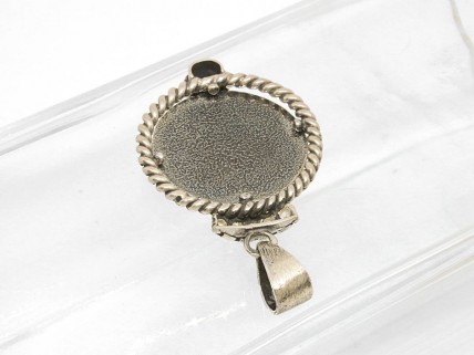 Medalha alusiva a Santo António
