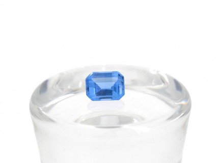 Espinela Natural Azul Claro em talhe Octogonal Misto 3,30ct