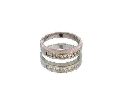  Anel em Ouro de 19,2K e DIAMANTES