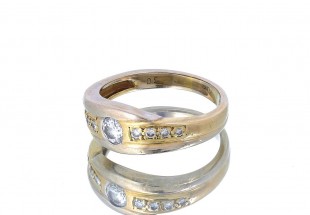 Anel em Ouro de 18K e DIAMANTES