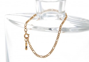 Pulseira com malha fina e pingente de Figa ouro 19,2K