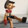 ESCULTURA do BONECO PINÓQUIO em MADEIRA, VINTAGE, com os Braços e as Pernas Articulados e Móveis, Esculpido e Pintado á Mão nos Anos 50 ou 60 