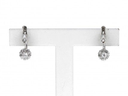 Brincos em OURO branco e DIAMANTES