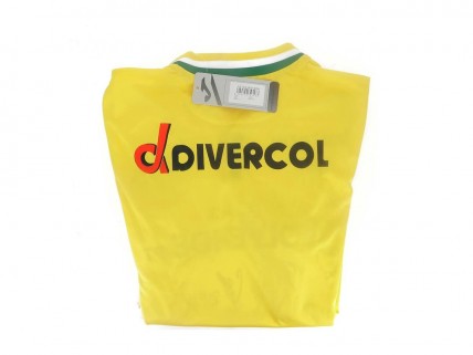 Camisola Oficial do clube Futebol Clube Paços de Ferreira Autografada - FALSAFAMA