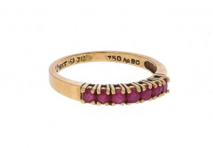 Anel em OURO 18k e 7 RUBIS