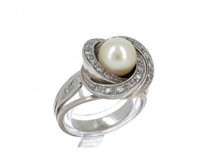 Anel em OURO branco 19,2K - DIAMANTES e PÉROLA NATURAL