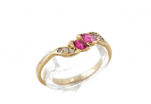 Anel em OURO 18K - ESPINELAS