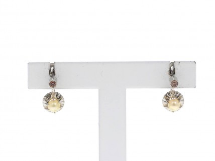 Brincos em OURO Branco de 19,2K - PÉROLA NATURAL