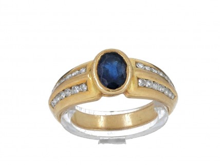 Anel em OURO 19,2K - 28 DIAMANTES e SAFIRA
