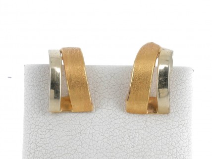 Par de brincos em OURO 19,2K