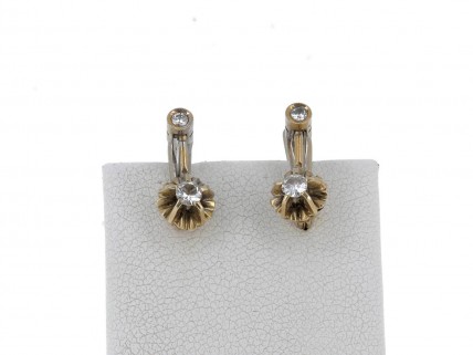 Par de brincos em OURO 19,2K - 4 DIAMANTES