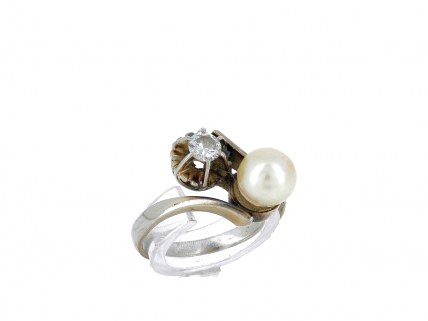 Anel em OURO Branco 19,2K - DIAMANTE e PÉROLA