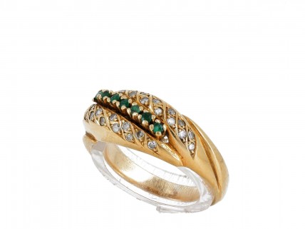 Anel em OURO 19,2K - 28 DIAMANTEs e 7 ESMERALDA