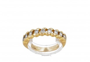 Anel em OURO 19,2K - 9 DIAMANTES