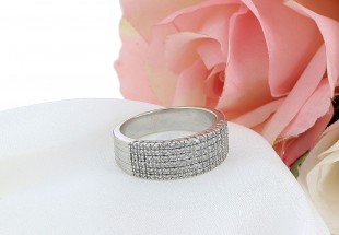 Anel em OURO 19,2K - 91 DIAMANTES