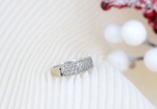 Anel em OURO 19,2K - 34 DIAMANTES