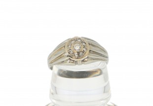 Anel de Homem com 9 DIAMANTES, em  OURO 19,2kl