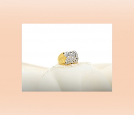 Anel Bicolor com 53 DIAMANTES  em OURO 19,2 kl
