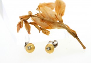 Brincos com 2 DIAMANTES em OURO 19,2 kl