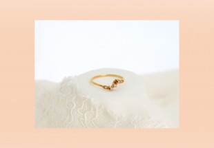 Anel com 5 DIAMANTES em OURO 19,2kl