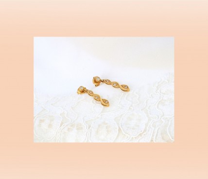 Brincos ANTIGOS com 8 DIAMANTES em OURO 19,2kl