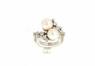 Anel com 14 DIAMANTES e 2 Pérolas em OURO 19,2kl
