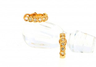 Brincos com 12 DIAMANTES em OURO 19,2 kl