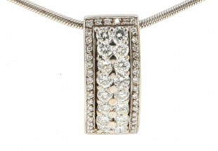Gargantilha ALTA JOALHERIA com 58 DIAMANTES em OURO 19kl