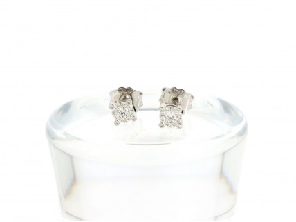 Brincos com 26 DIAMANTES em OURO 19,2 kl