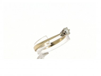Anel Solitário ANTIGO com 1 DIAMANTE em OURO 19,2 kl